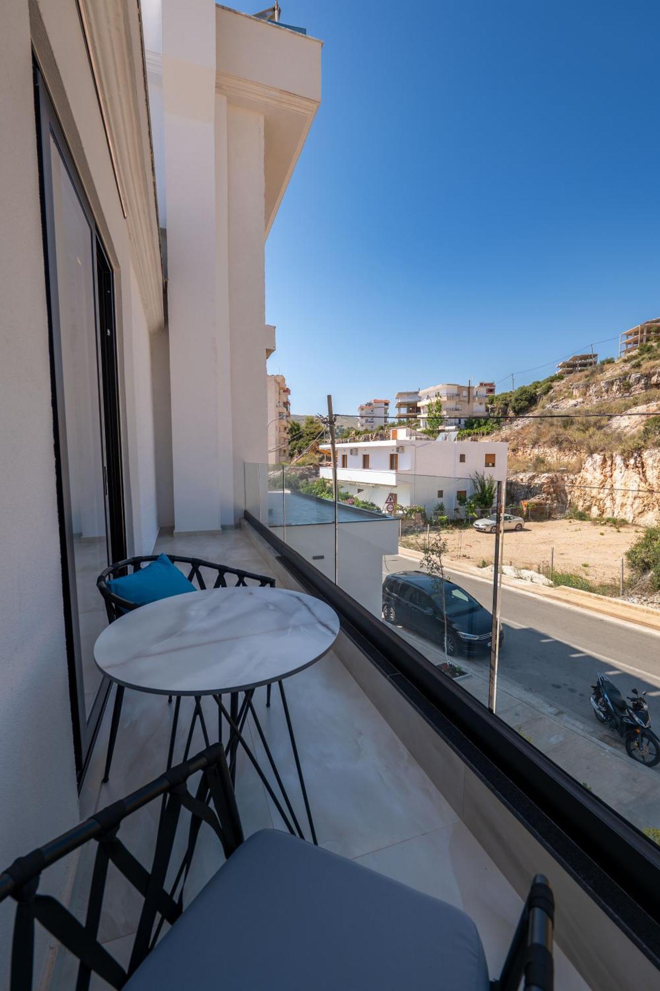 Litan Hotel Sarandë Exteriér fotografie