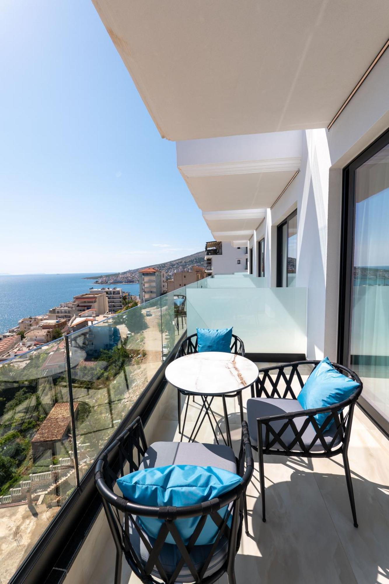 Litan Hotel Sarandë Exteriér fotografie