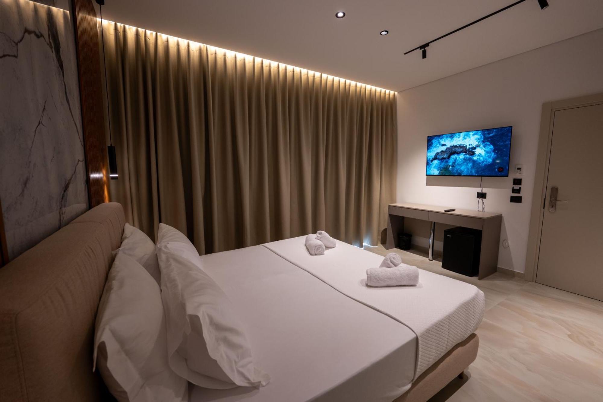 Litan Hotel Sarandë Exteriér fotografie