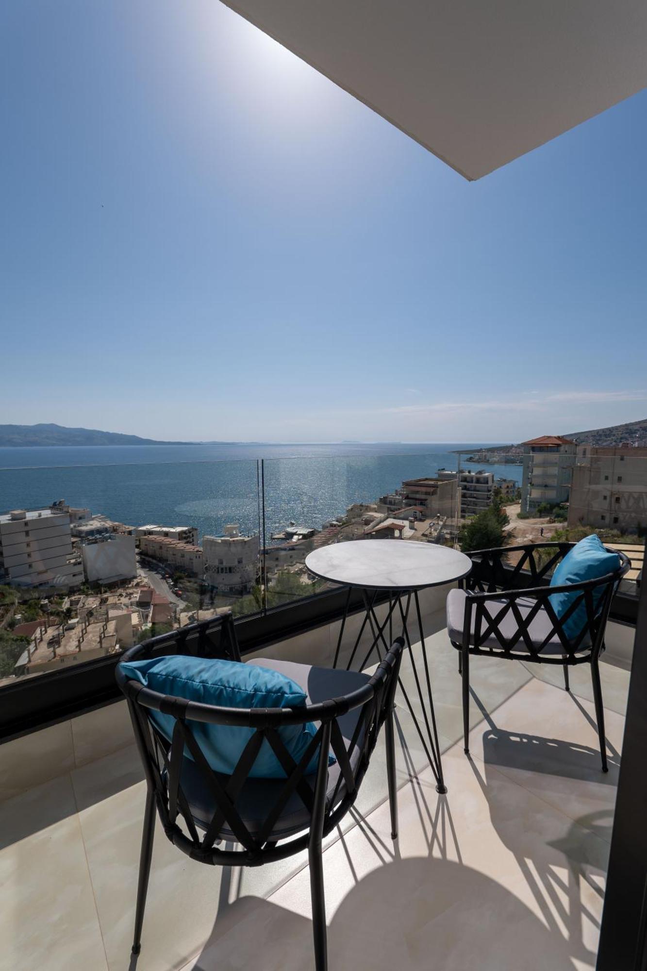 Litan Hotel Sarandë Exteriér fotografie
